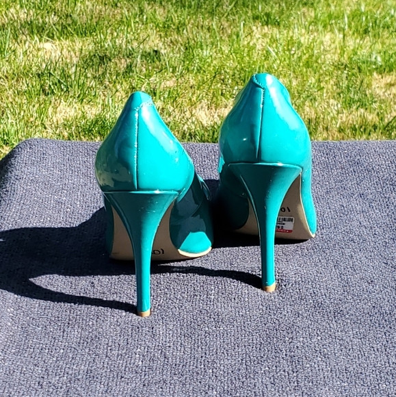 Audrey Brooke real high heels 8.5M - Picture 5 of 7